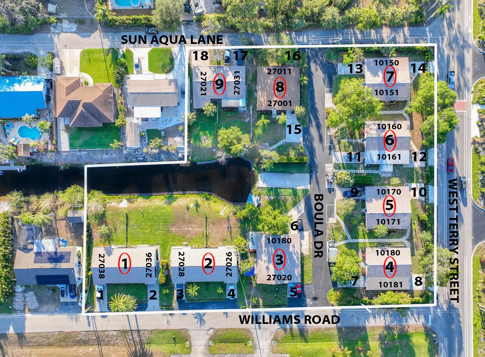 Map of a residential area in Naples, FL, bounded by Sun Aqua Ln and others, with TN Capital Investments' numbered lots shown.