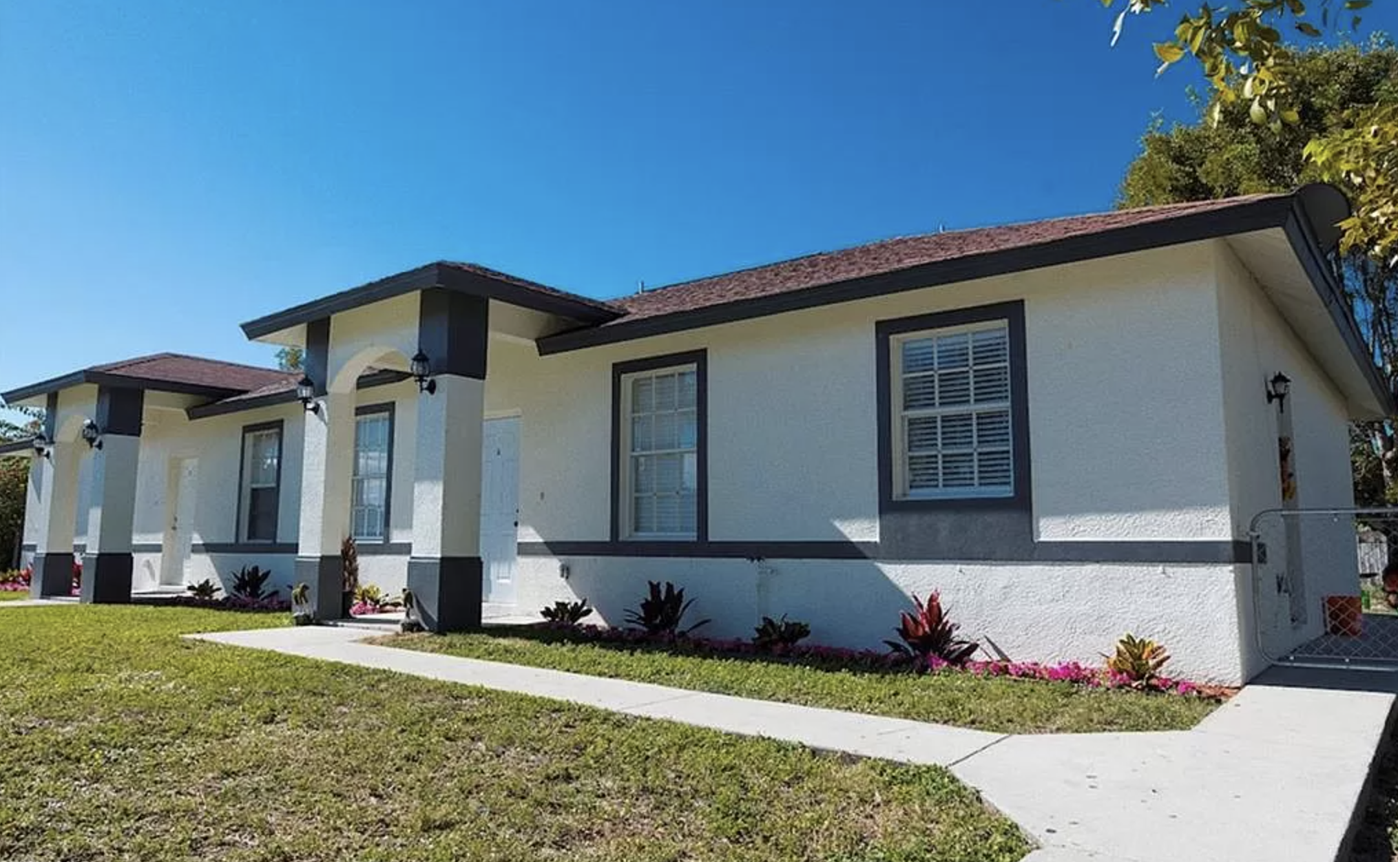 Image-Sunshine-Front-Door-Exterior